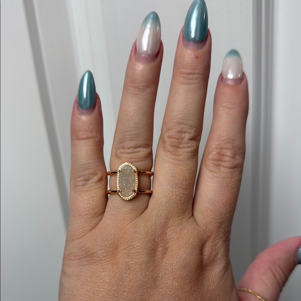 Kendra Scott Gold Oval Ring Size 7